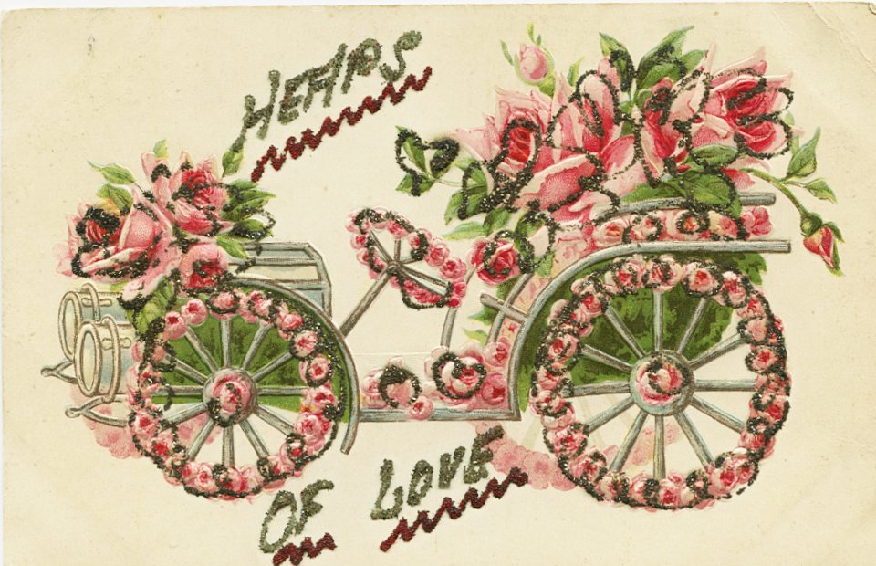 Antique Sweetheart Postcard 'Heaps of Love'