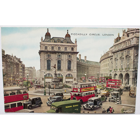 Valentine's 'Valesque' Postcard 'Piccadilly Circus, London'