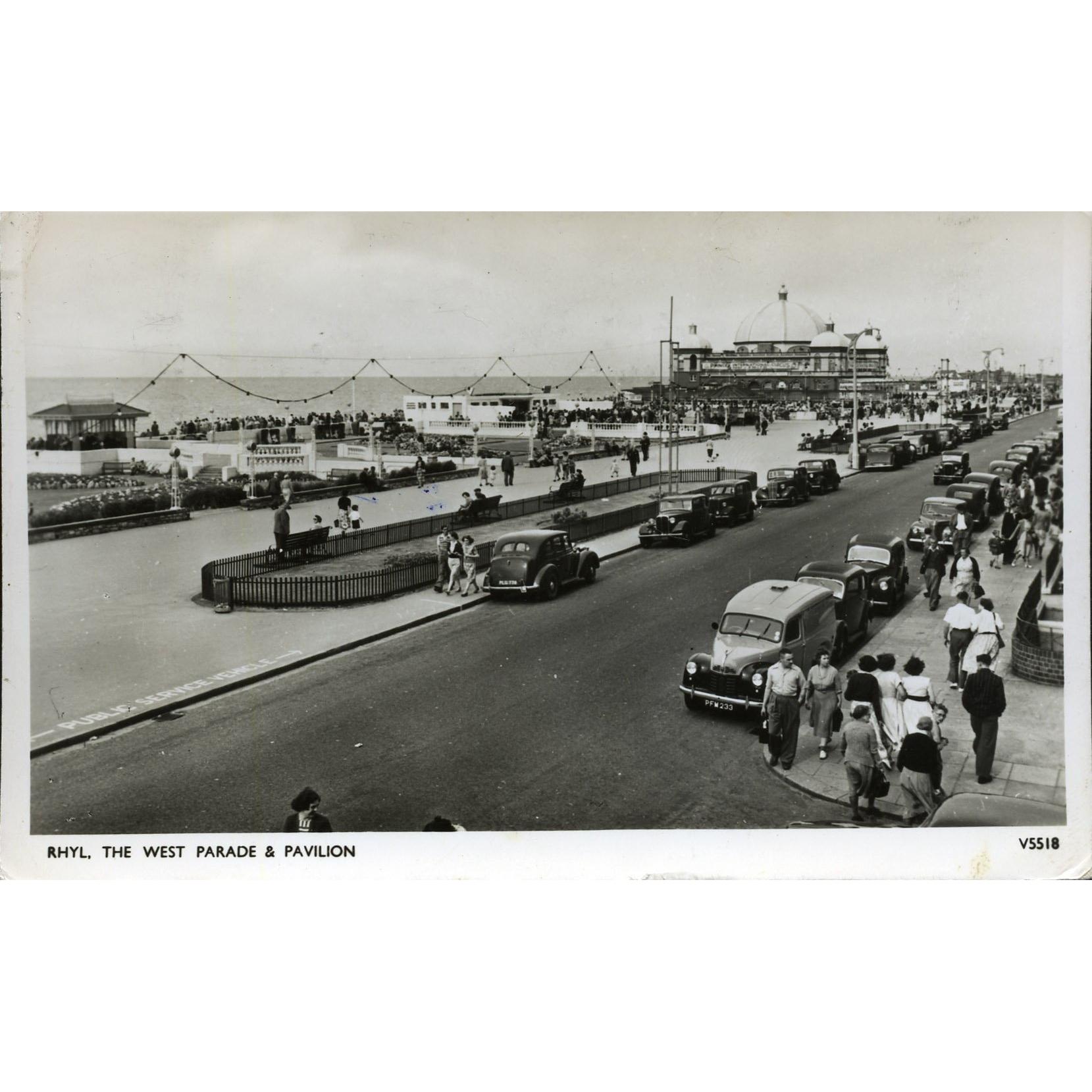 Photochrom Postcard 'Rhyl, The West Parade & Pavilion'