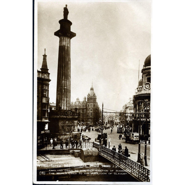 Valentine's Postcard 'Wilberforce Monument, Hull'