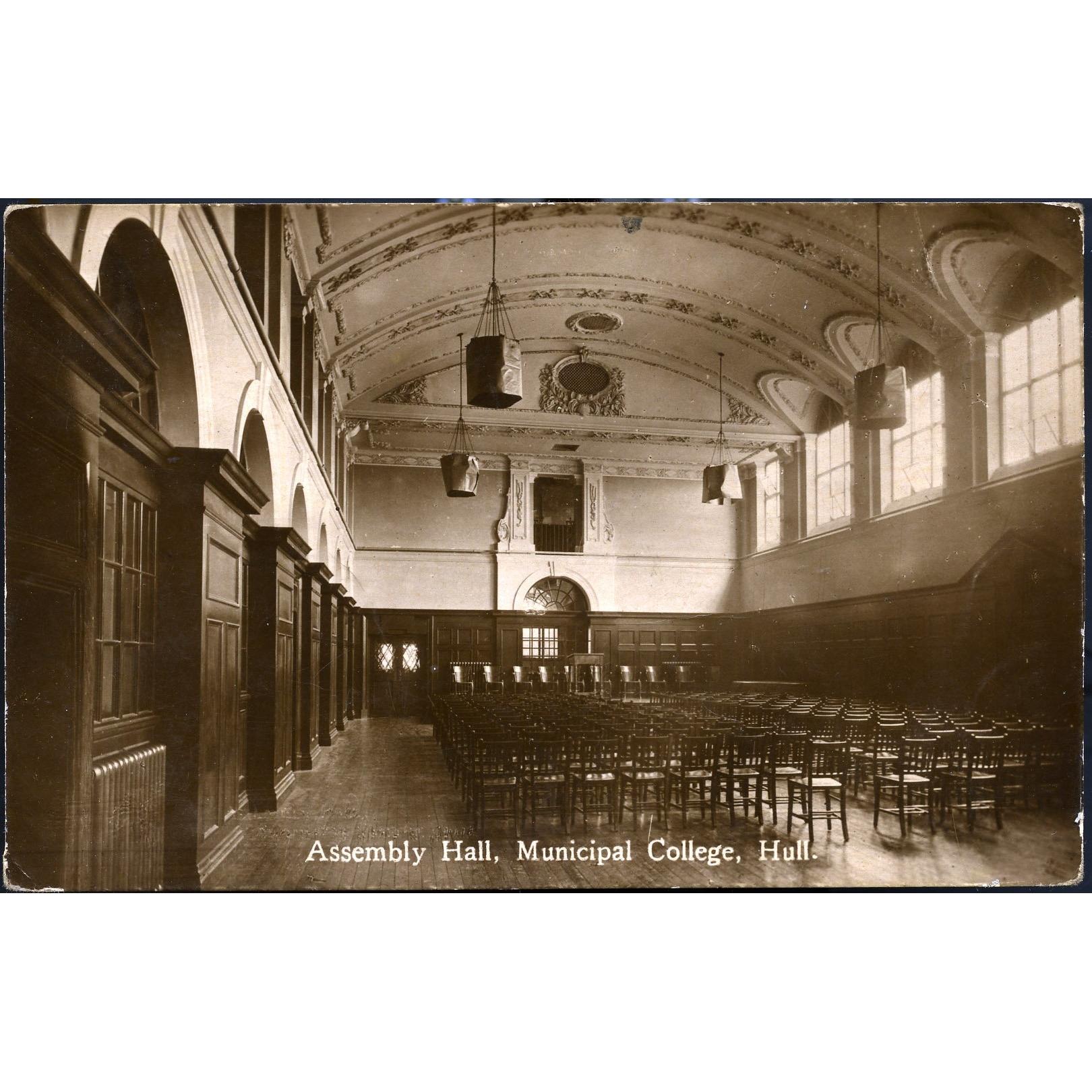 Humber Series Postcard 'Assembly Hall, Municipal College, Hull'