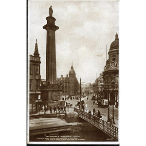 Valentine's 'Photo-Brown' Series Postcard Wilberforce Monument, Hull'