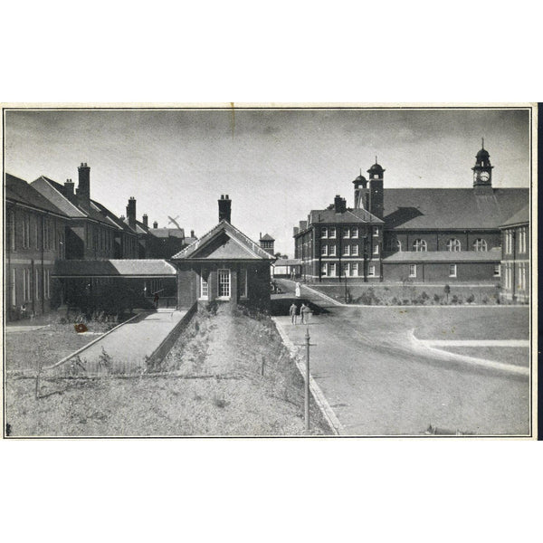 Postcard 'Queen Mary's Military Hospital, Whalley - West Wing'