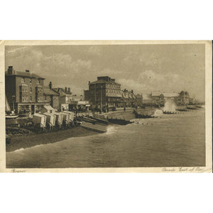 Postcard 'Bognor. Parade, East of Pier'