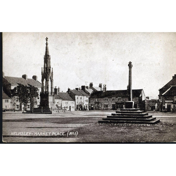 Queen Series Postcard 'Helmsley - Market Place (No. 1)'