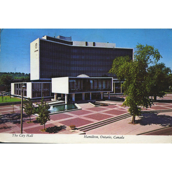 Plasuchrome Canada Colour Postcard 'The City Hall. Hamilton, Ontario, Canada'