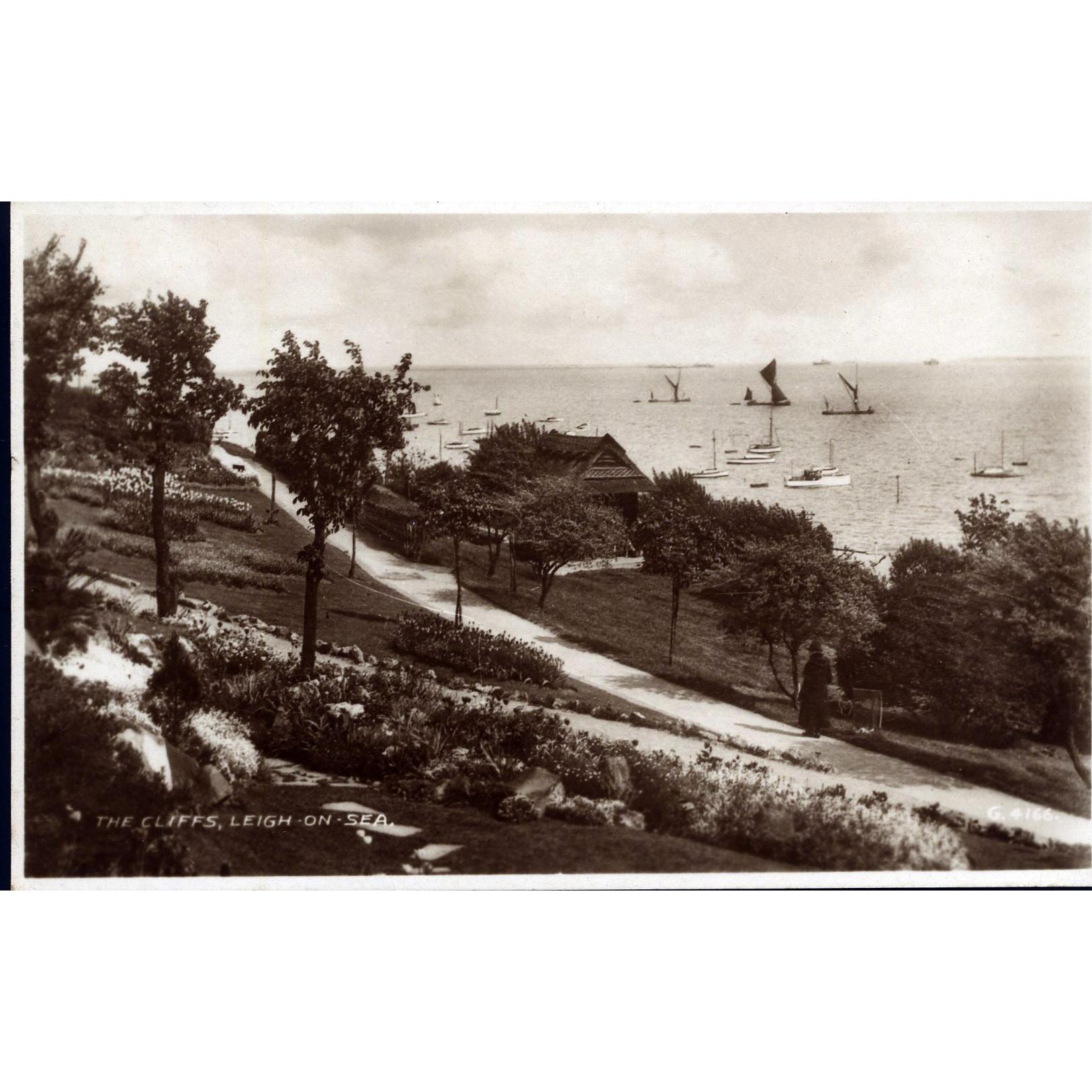 Valentine's Real Photograph Postcard 'The Cliffs, Leigh-on-Sea'