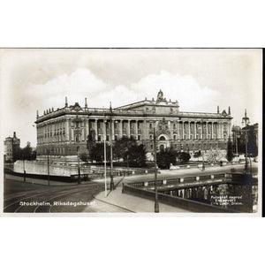 Real Photograph Postcard 'Stockholm, Riksdagshuset'