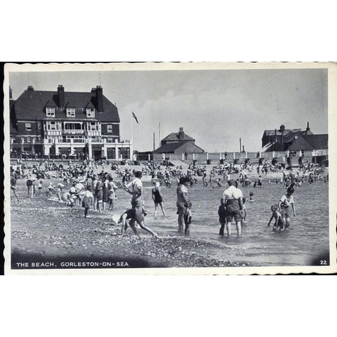 Photographic Postcard 'The Beach, Gorleston-on-Sea'