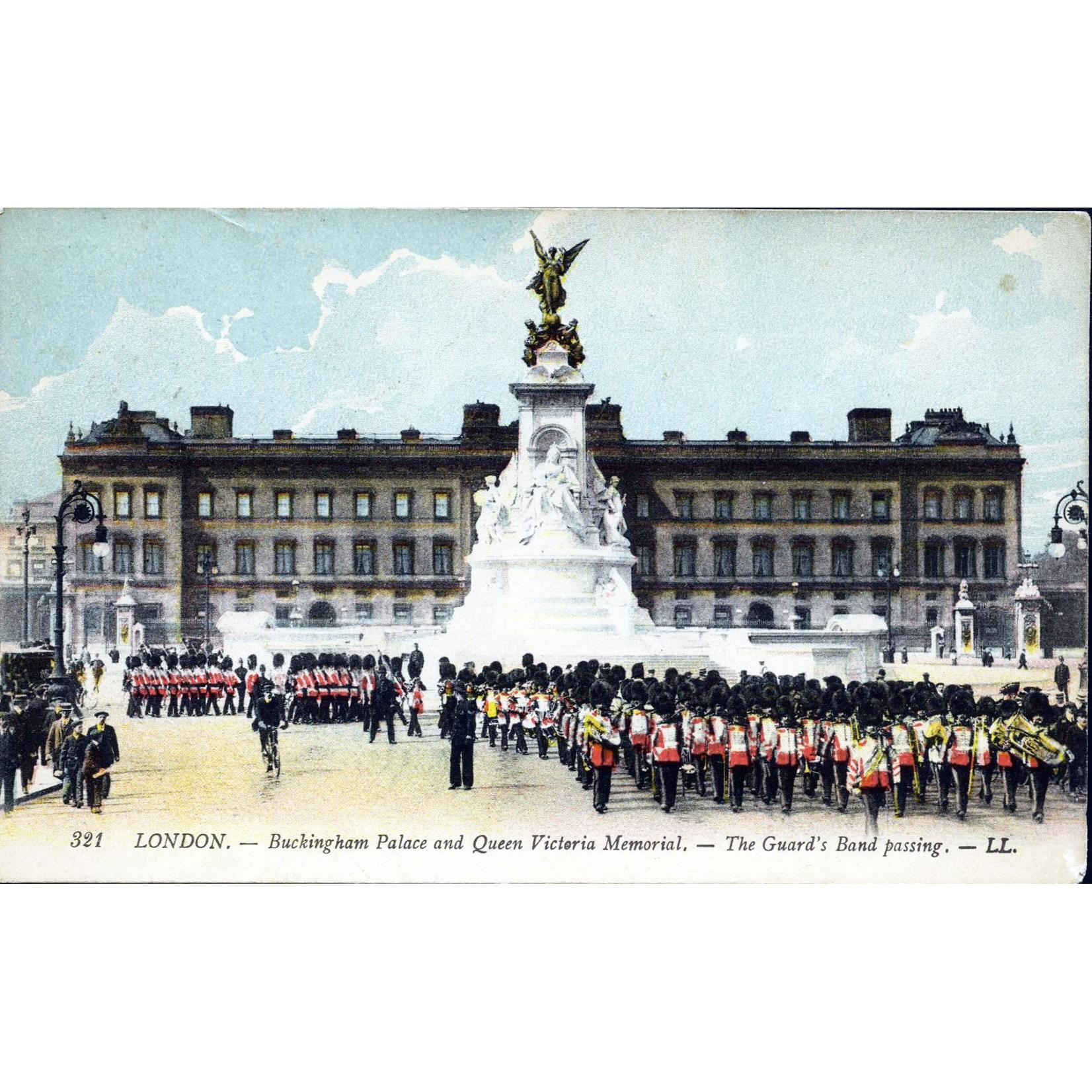 LL (Léon & Lévy) Postcard 'London.- Buckingham Palace and Queen Victoria Memorial'