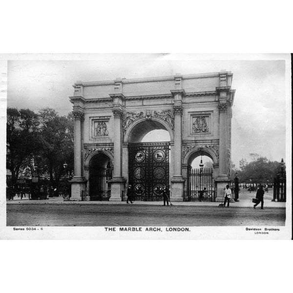 Davidson Bros. Real Photographic Series Postcard 'The Marble Arch, London'