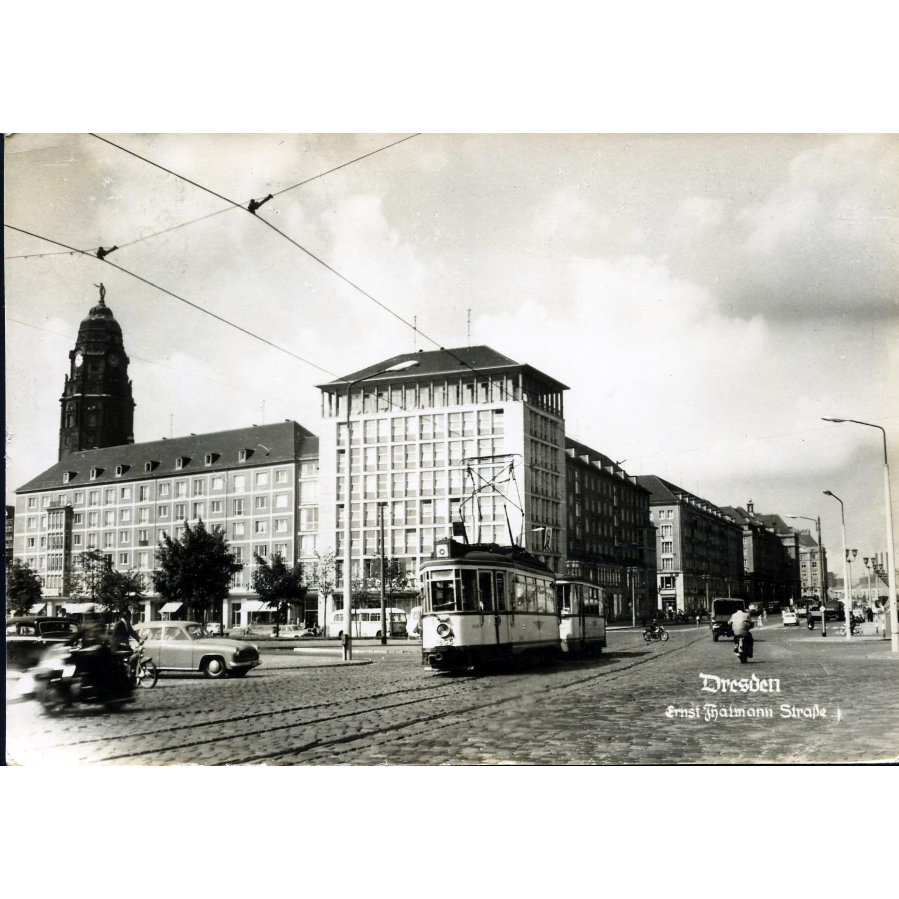 Foto Kasper Real Photograph Postcard 'Dresden Ernst Thalmann Str.'