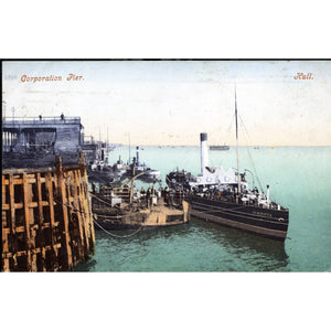 Postcard 'Corporation Pier. Hull'