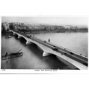 C. Richter London Real Photo Postcard 'London New Waterloo Bridge'