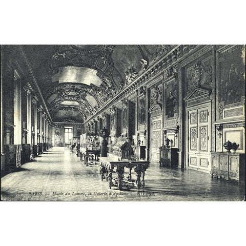 ND Photographic Postcard 'Paris. - Musee du Louvre, la Galerie d'Apollon'